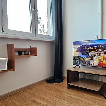 Mound Apartment Вроцлав Экстерьер фото