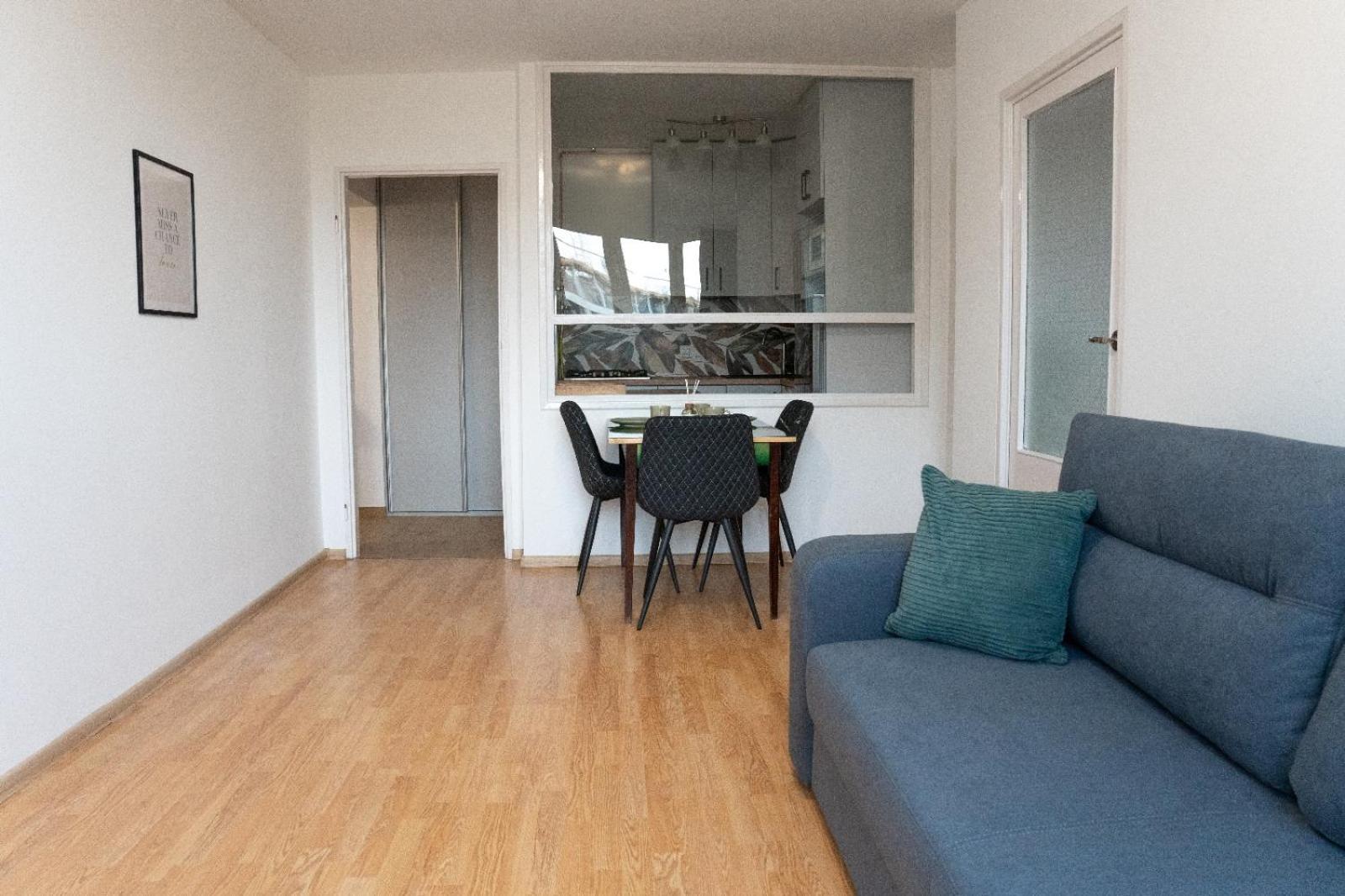 Mound Apartment Вроцлав Экстерьер фото